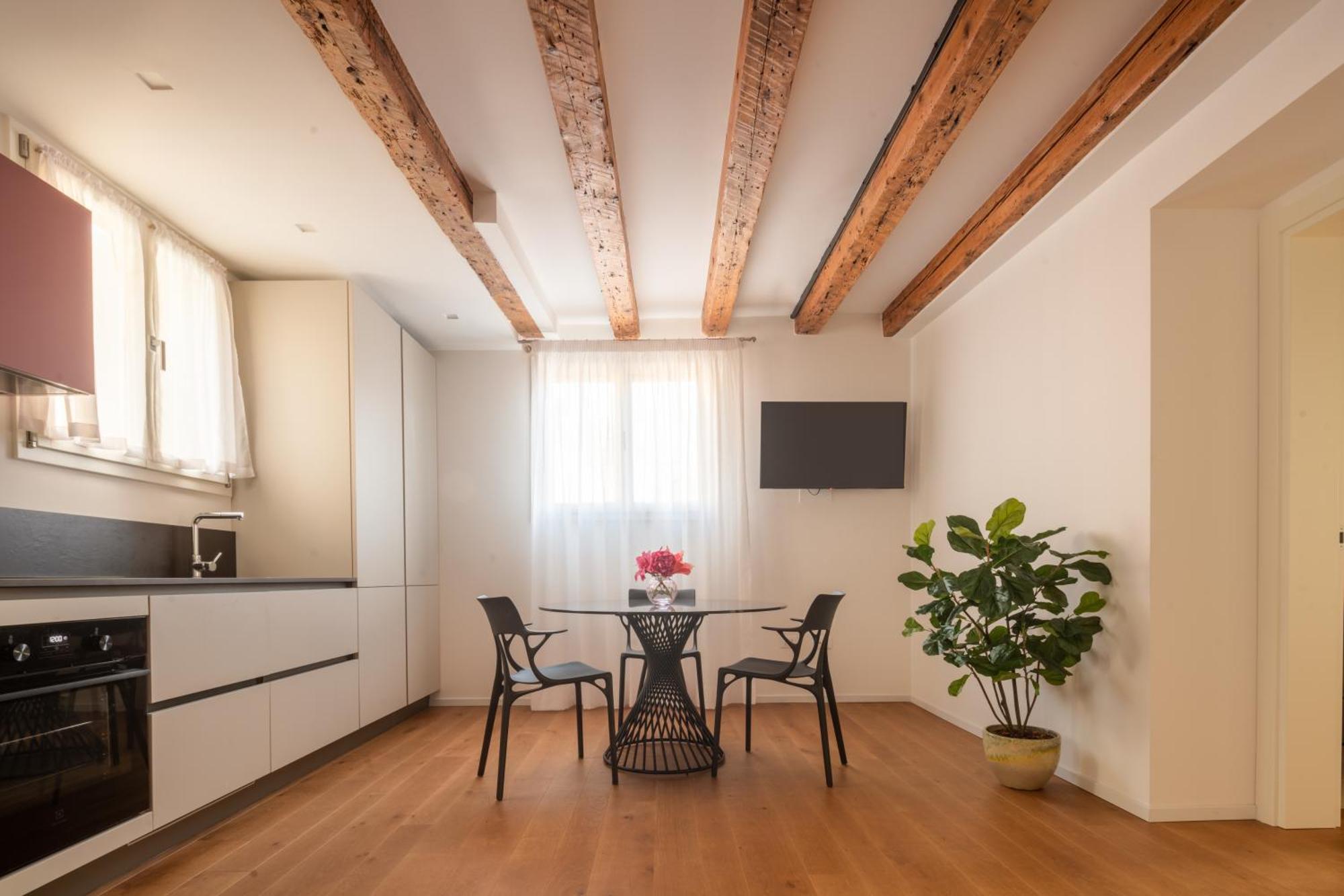 Apartment Ruga Bella R&r *